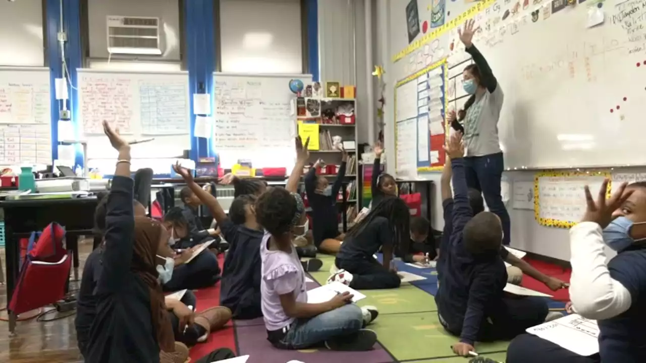 'Abbott Elementary' creator gifts West Philadelphia students at alma mater with free books