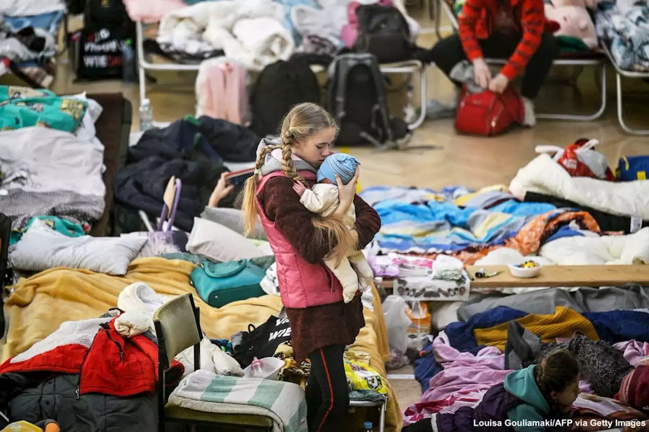 Russia-Ukraine live updates: Thousands evacuate Mariupol during pause in attacks