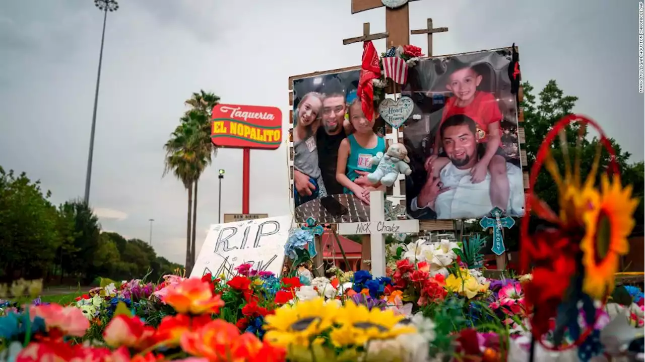 Houston police officers suspended for 2020 fatal shooting of Nicolas Chavez are reinstated