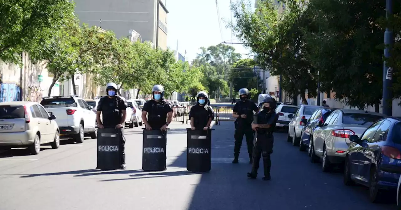 Marchas por el Centro complican el tránsito en Córdoba | Política | La Voz del Interior