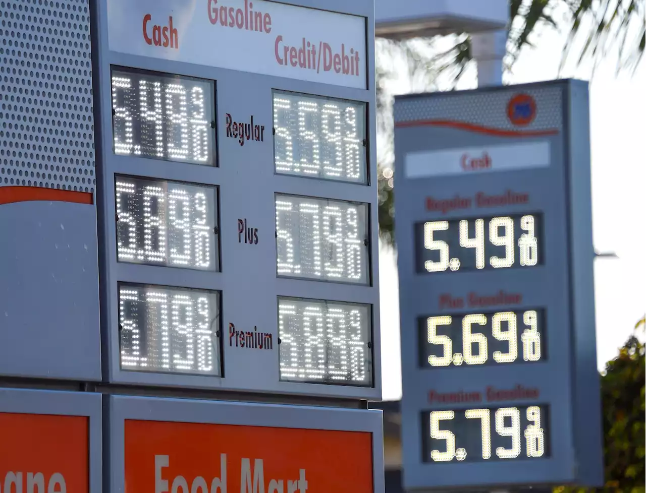 As Oil Prices Drop, Bay Area Residents Hope Gas Prices Will Follow