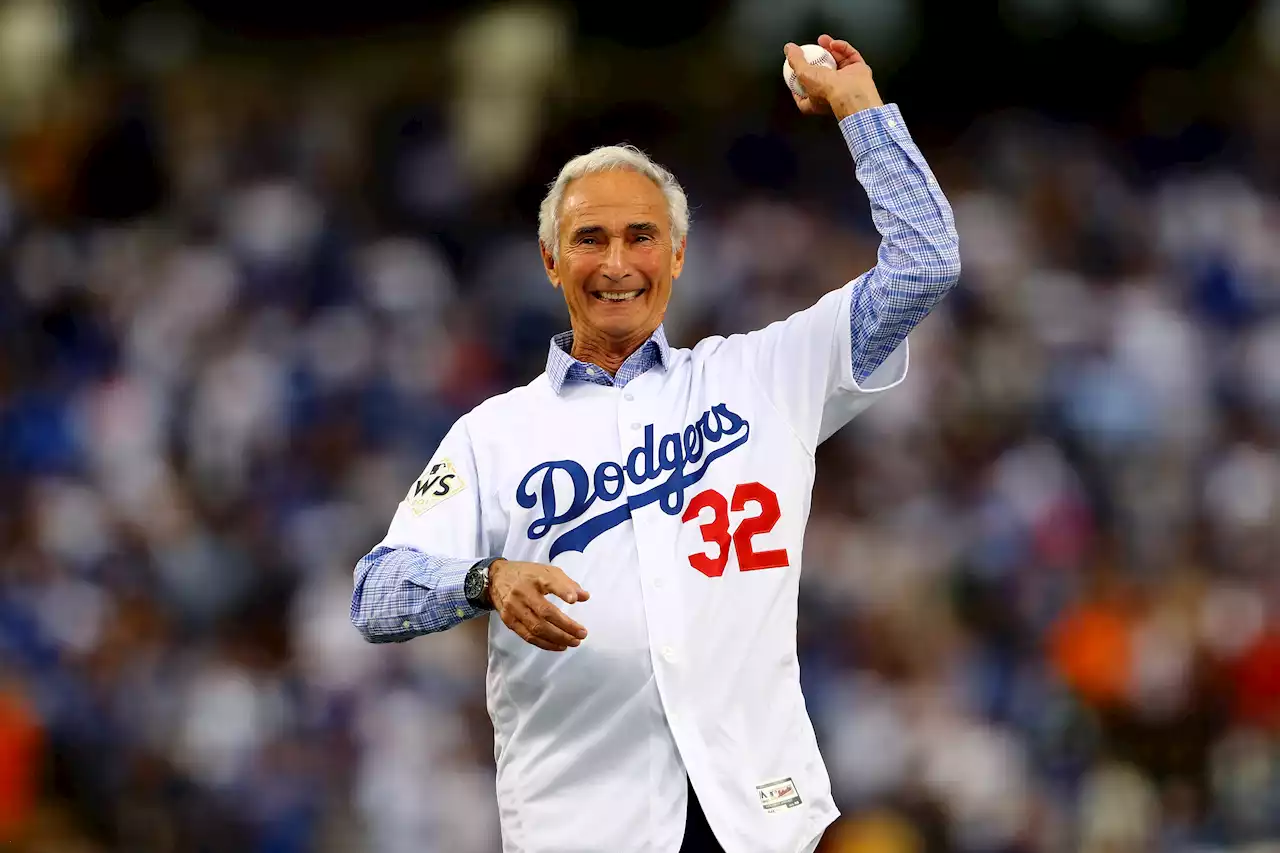 Sandy Koufax to Join Jackie Robinson With Statue at Dodger Stadium