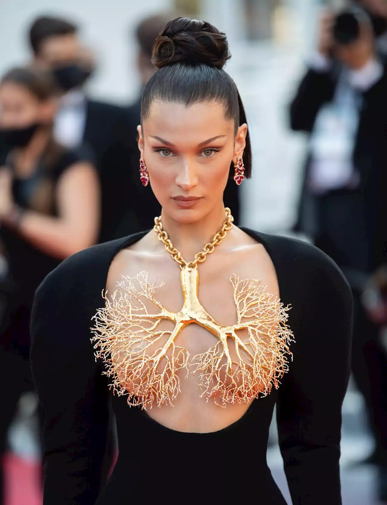 Bella Hadid Regrets Getting A Nose Job At 14