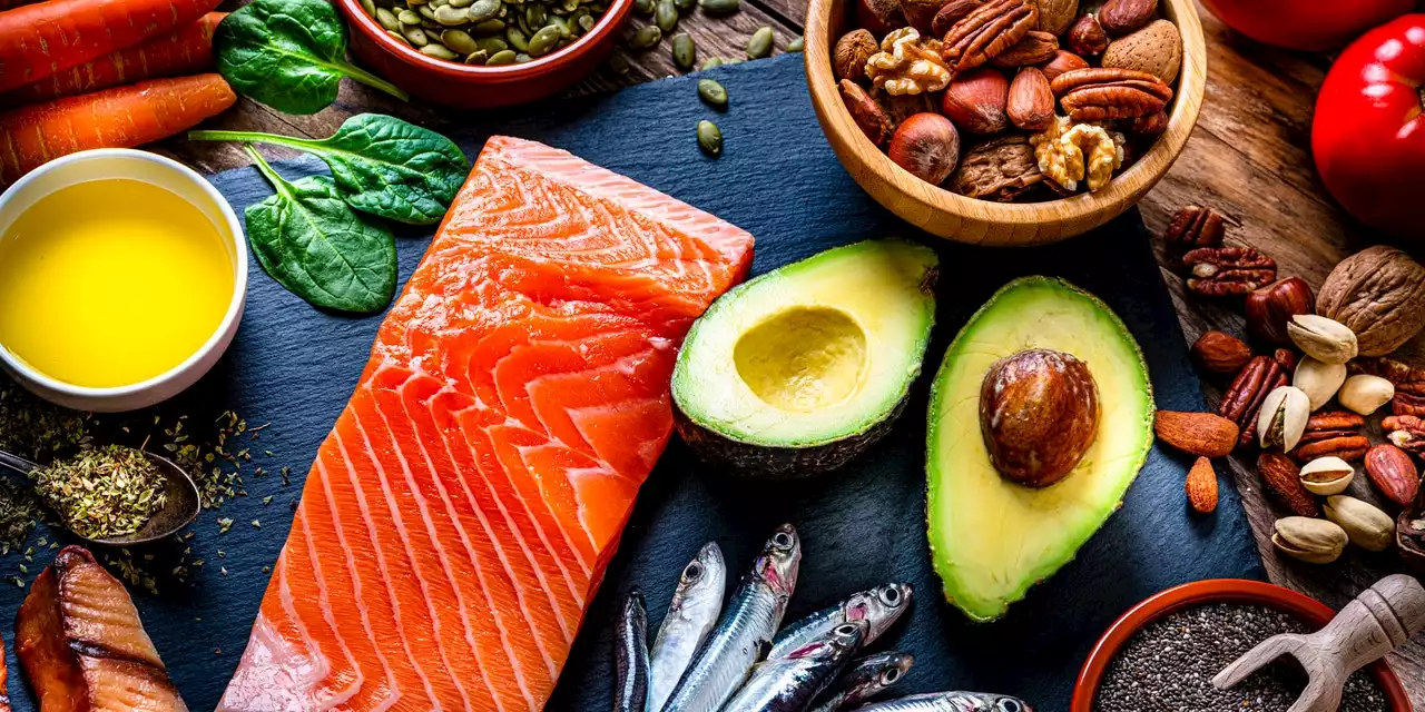 25 Healthy High-Fat Foods to Keep You Full and Satisfied