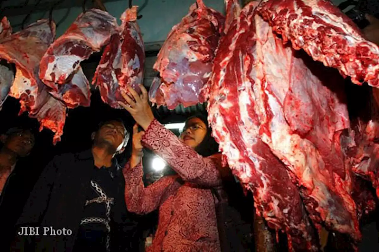 Daging Sapi Rp125.000 per Kg, Cek Harga Sembako di Solo 15 Maret 2022