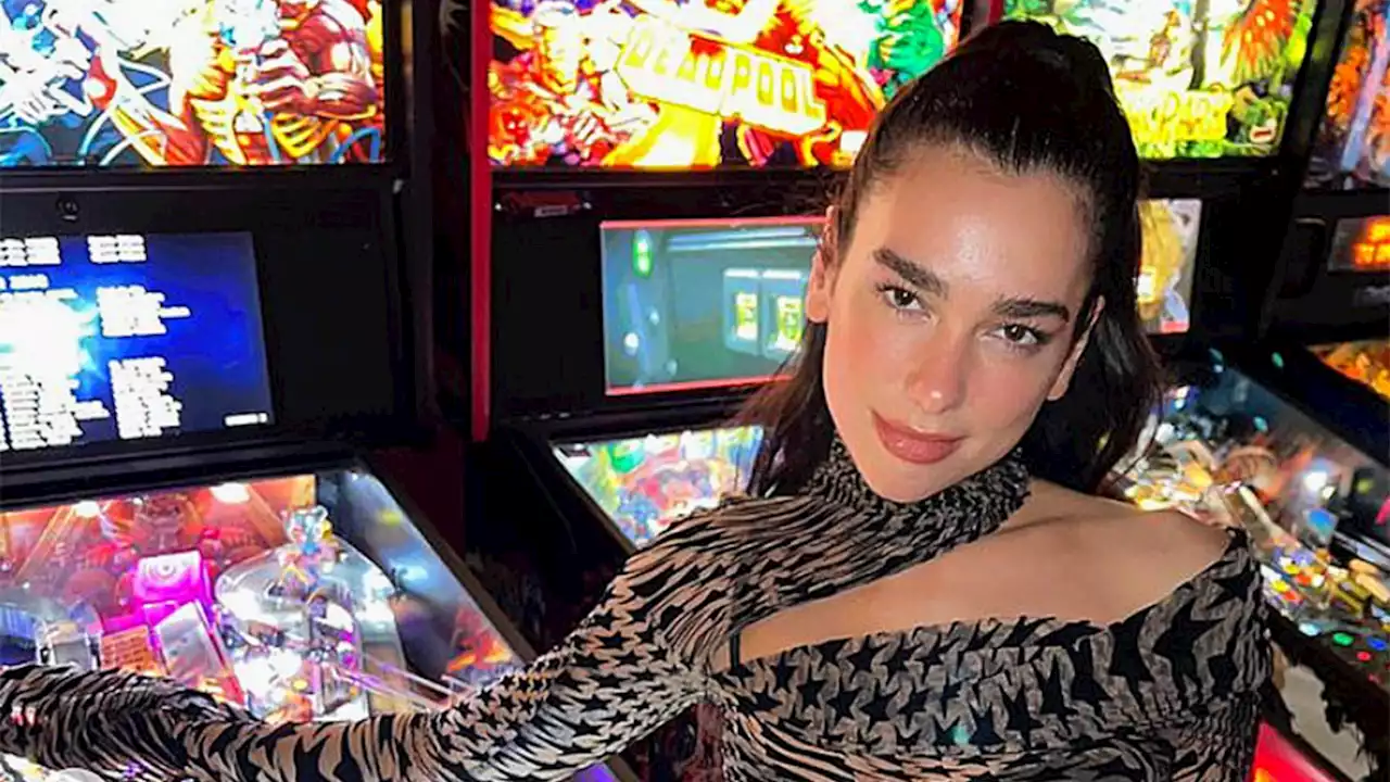 Pop superstar Dua Lipa introduces her 80+ M Instagram followers to Houston