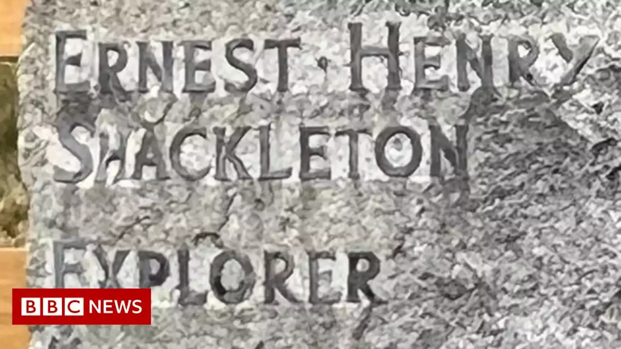 Shackleton's Endurance: Discovery team honours 'The Boss'