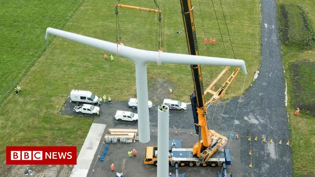 UK gets first new-style pylons in a century