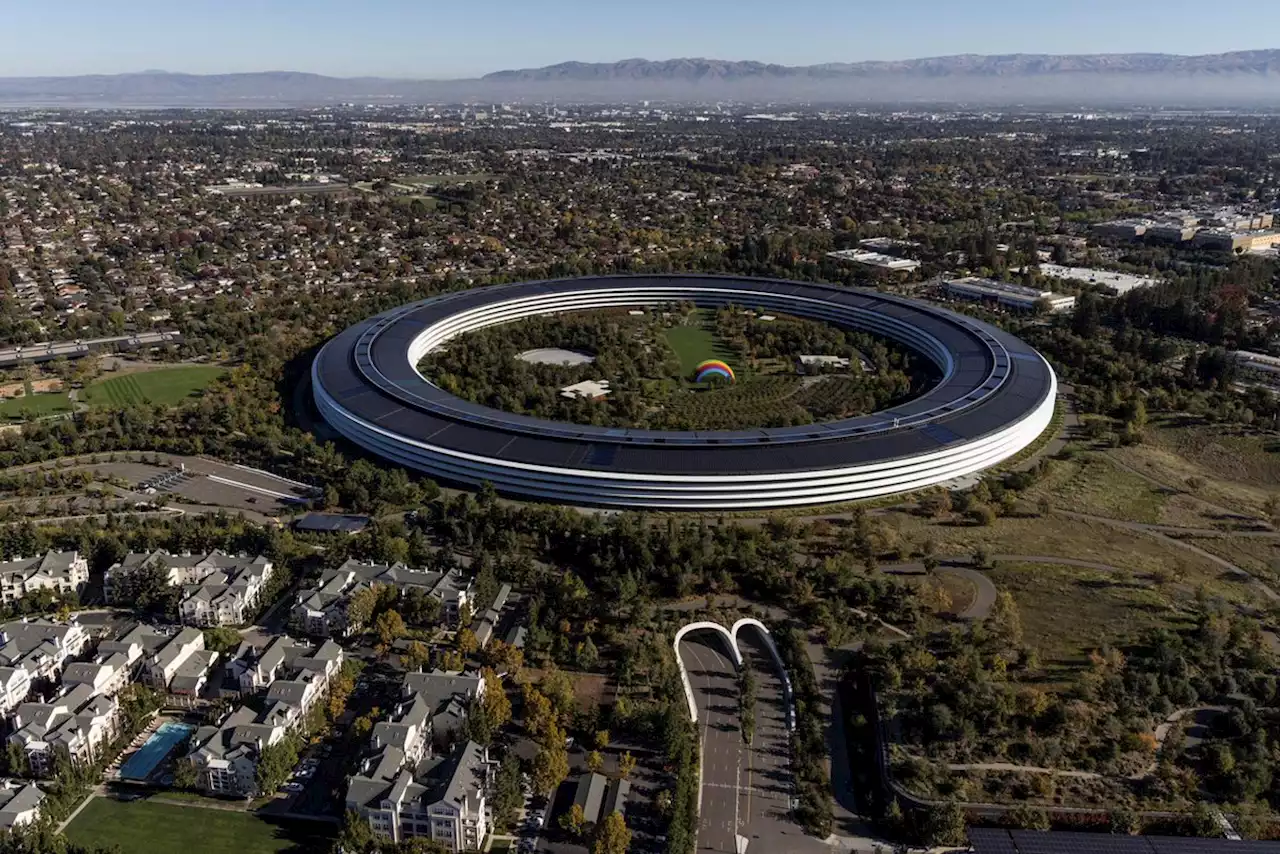 Apple employees evacuate Cupertino campus following potential hazmat situation | Engadget