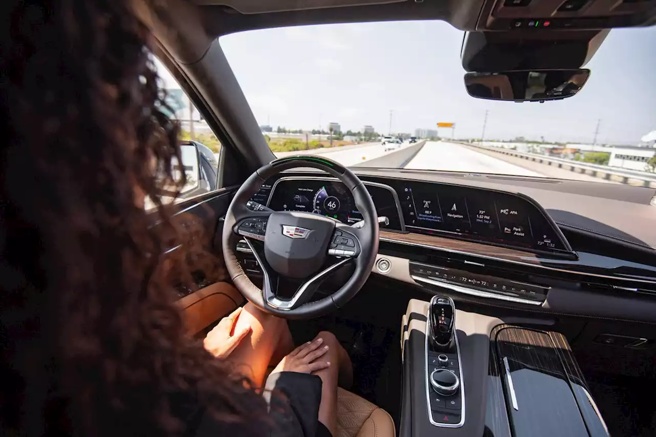 Cadillac will offer two new features to select Super Cruise drivers this summer | Engadget