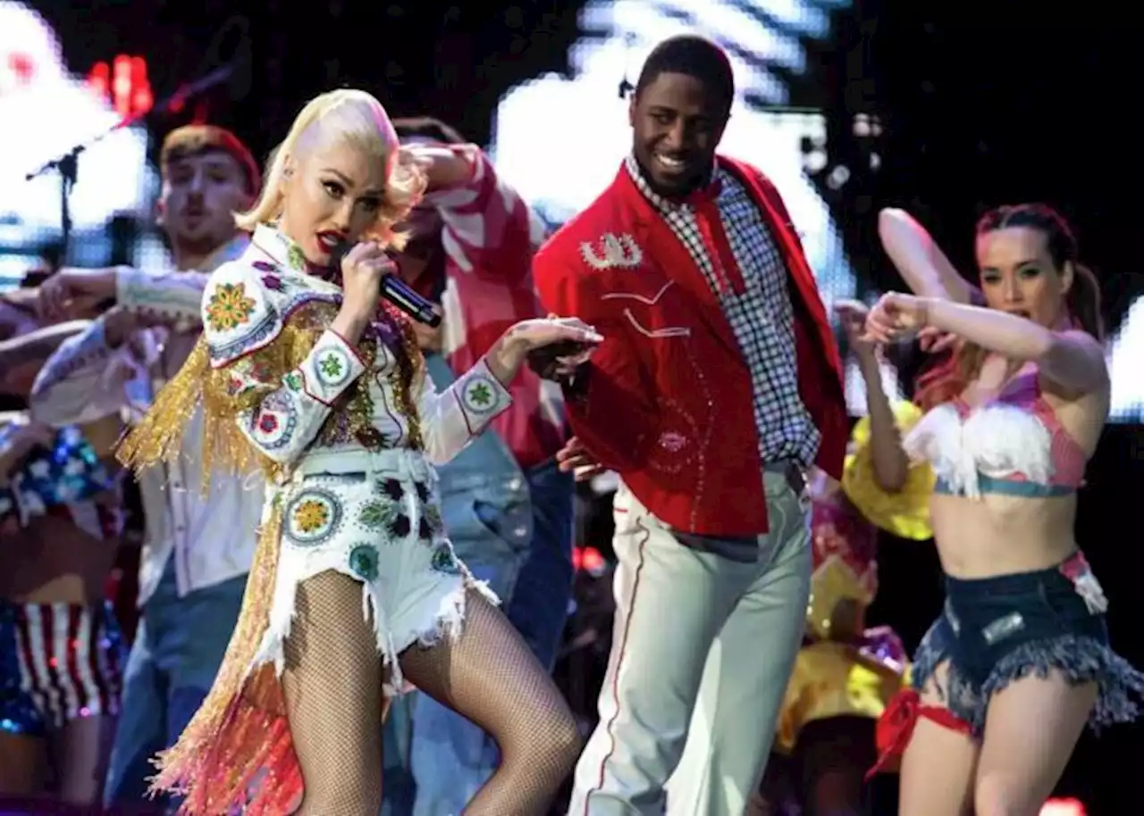 Rodeo Review: Houston goes b-a-n-a-n-a-s for Gwen Stefani