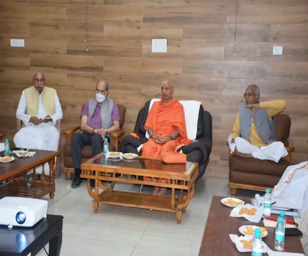 Ayodhya News: आधुनिकतम सुविधाओं से लैस होगा राम मंदिर परिसर, एक साथ रह सकेंगे दो लाख दर्शनार्थी