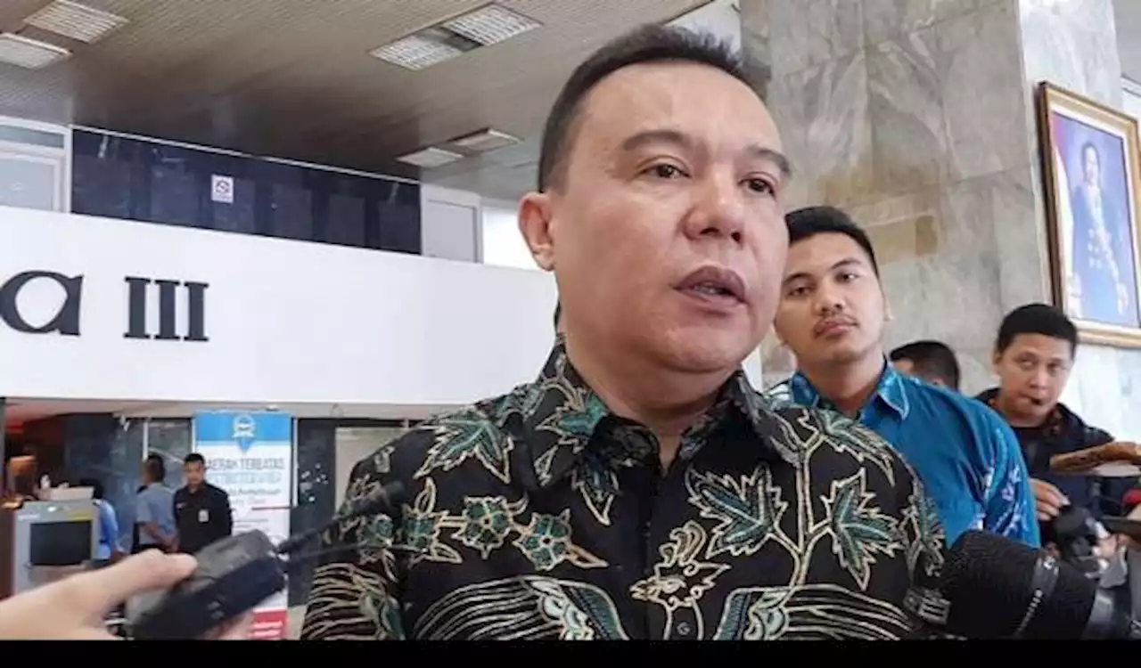 Wakil Ketua DPR Sebut Persoalan Minyak Goreng Diambil Alih Jokowi