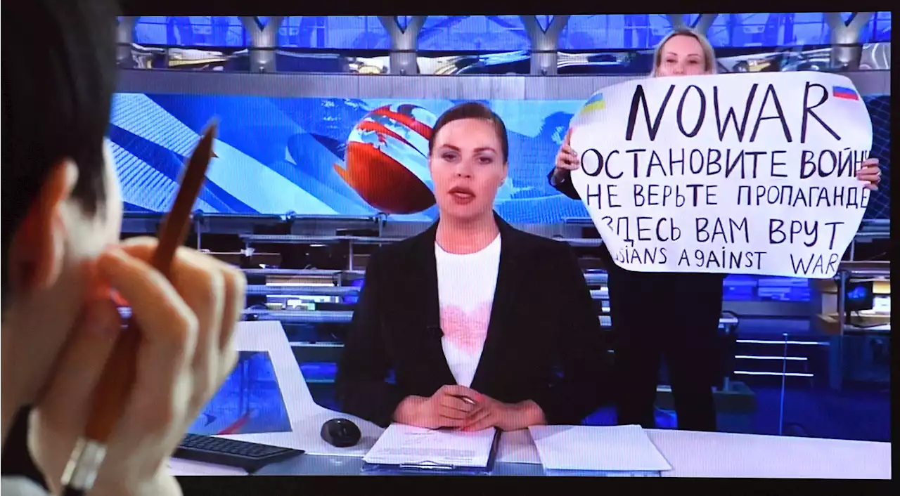 Journalist Fined for Protesting Ukraine War on Russian State TV