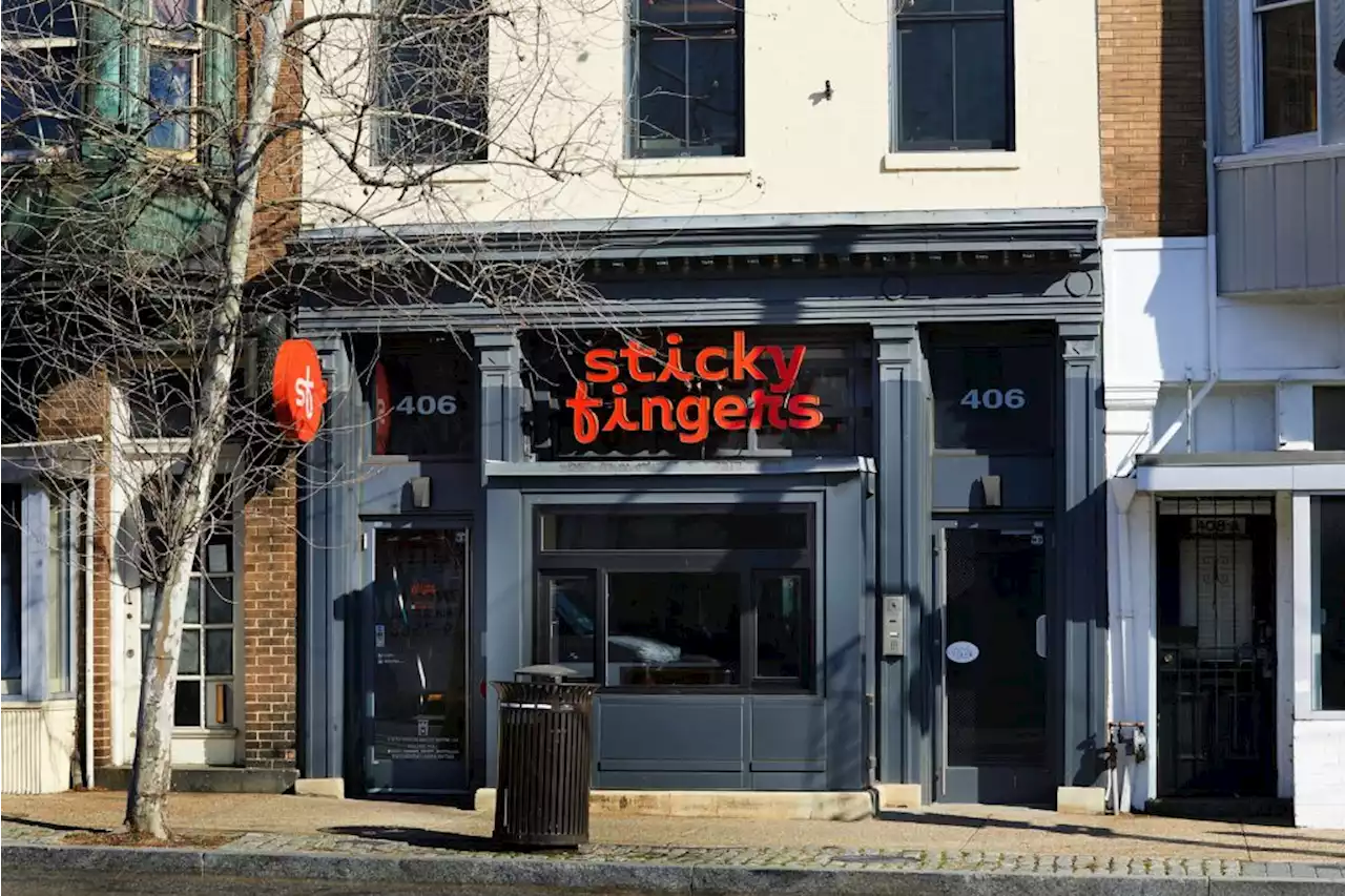 'Sticky Fingers Diner Opens on H Street NE To Replace Fare Well'