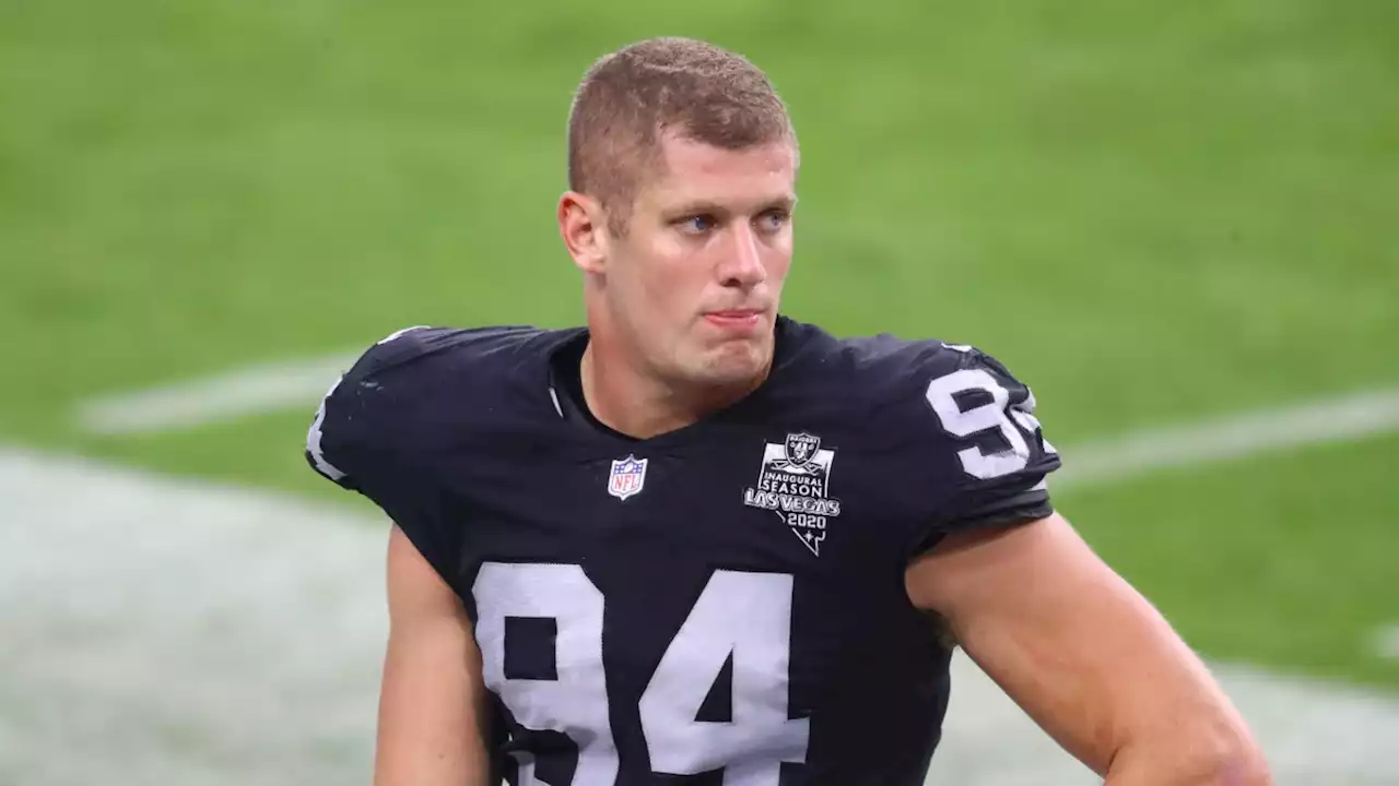 Report: Raiders to Release DE Carl Nassib