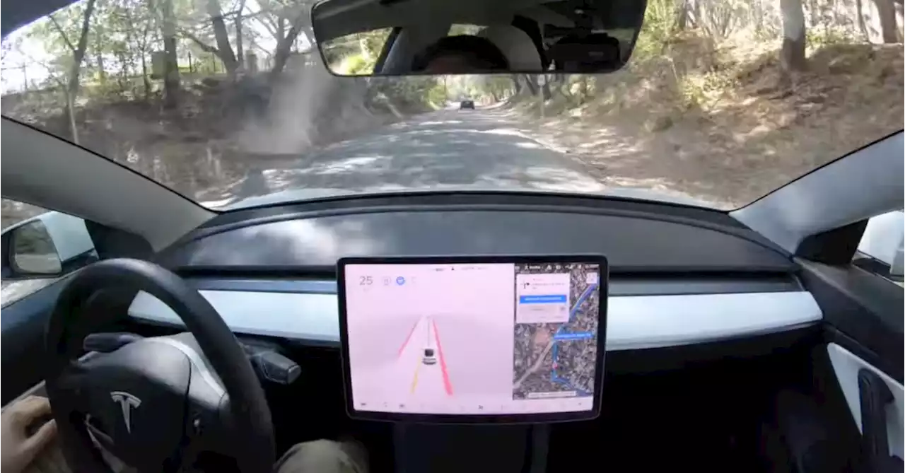 Tesla fired employee who reviewed its driver assist features on YouTube