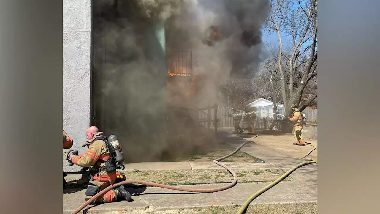 2 Injured In Irving Apartment Fire