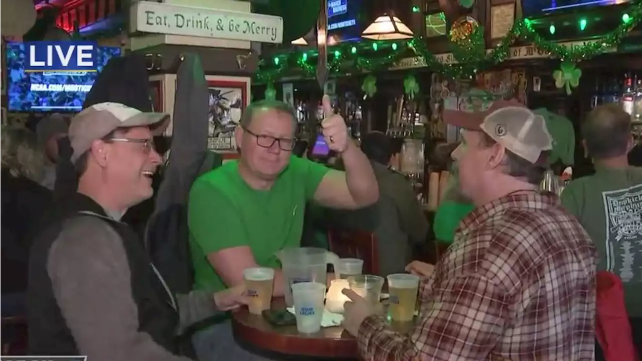 Philly Residents Flock To McGillin's Olde Ale House To Watch March Madness, Celebrate St. Patrick's Day