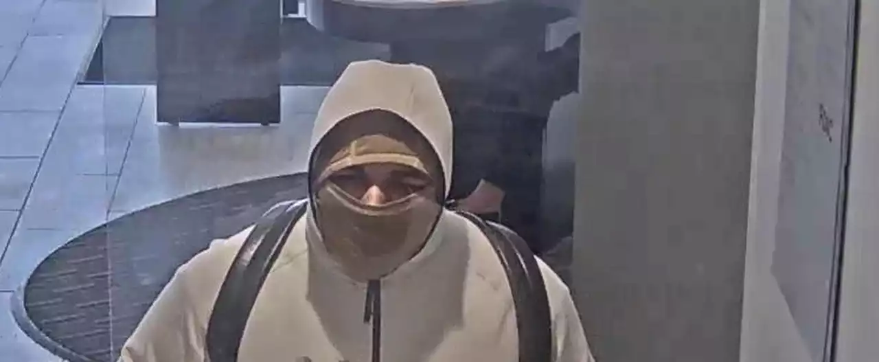 FBI, police investigate bank robberies in Lyndhurst, Cleveland