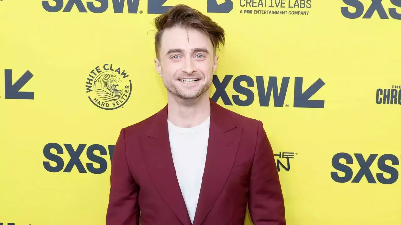 Daniel Radcliffe on What to Expect From 'Weird Al' Yankovic Biopic