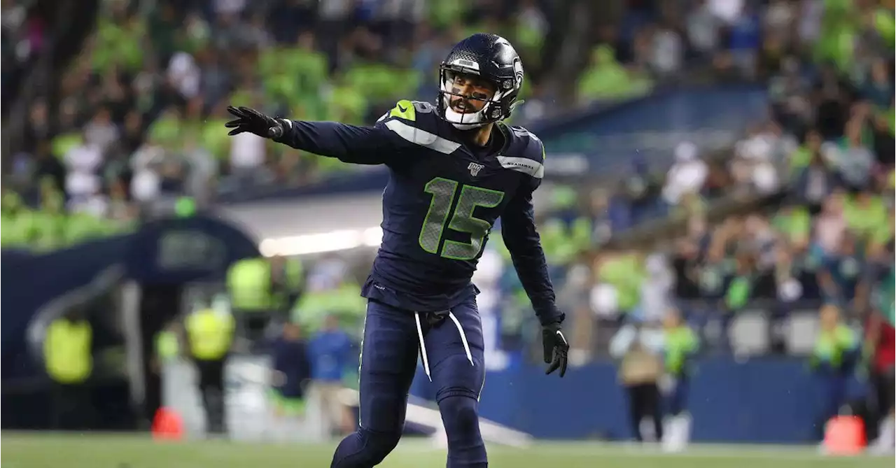 Seahawks non-tender John Ursua, three others