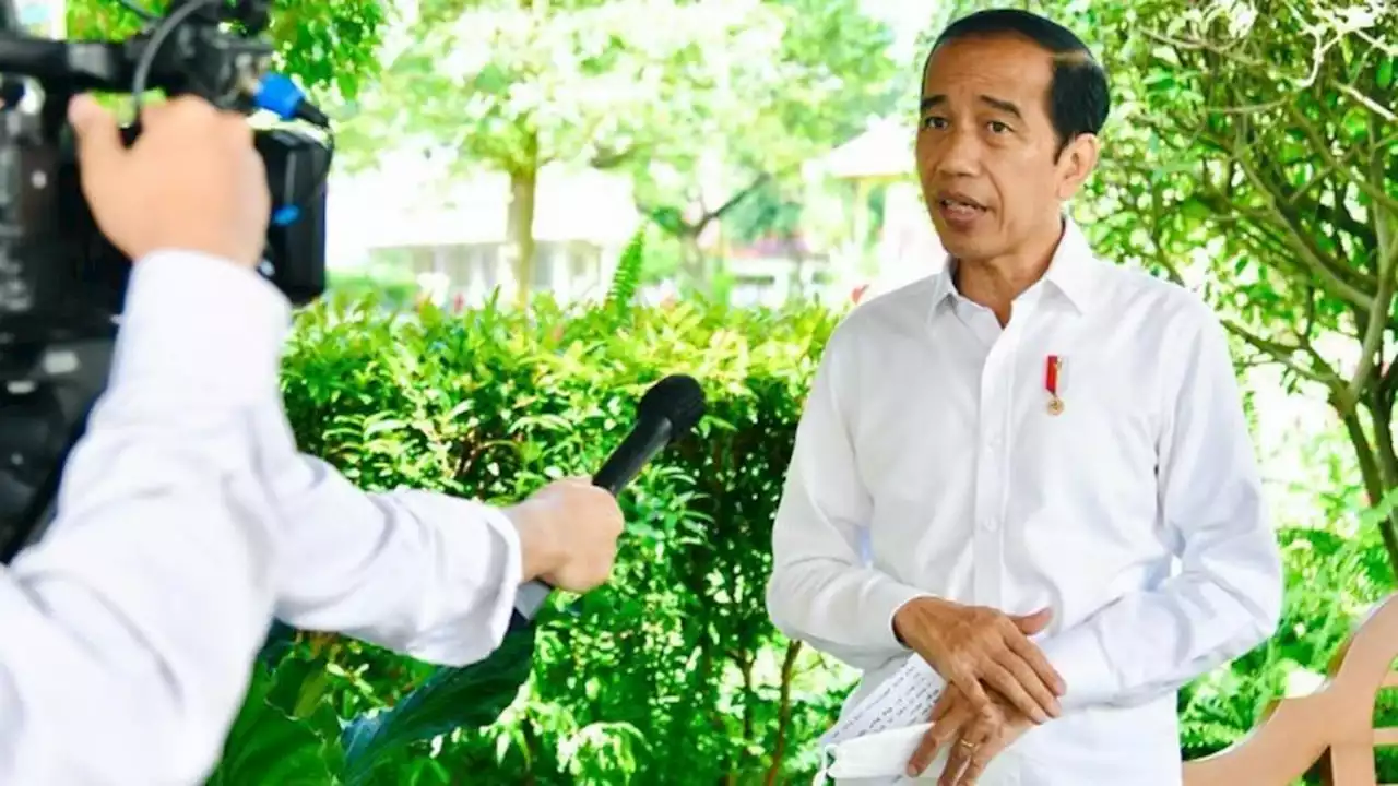 Jokowi di Hari Perawat: Terima Kasih Jadi yang Terdepan Saat Pandemi Covid-19