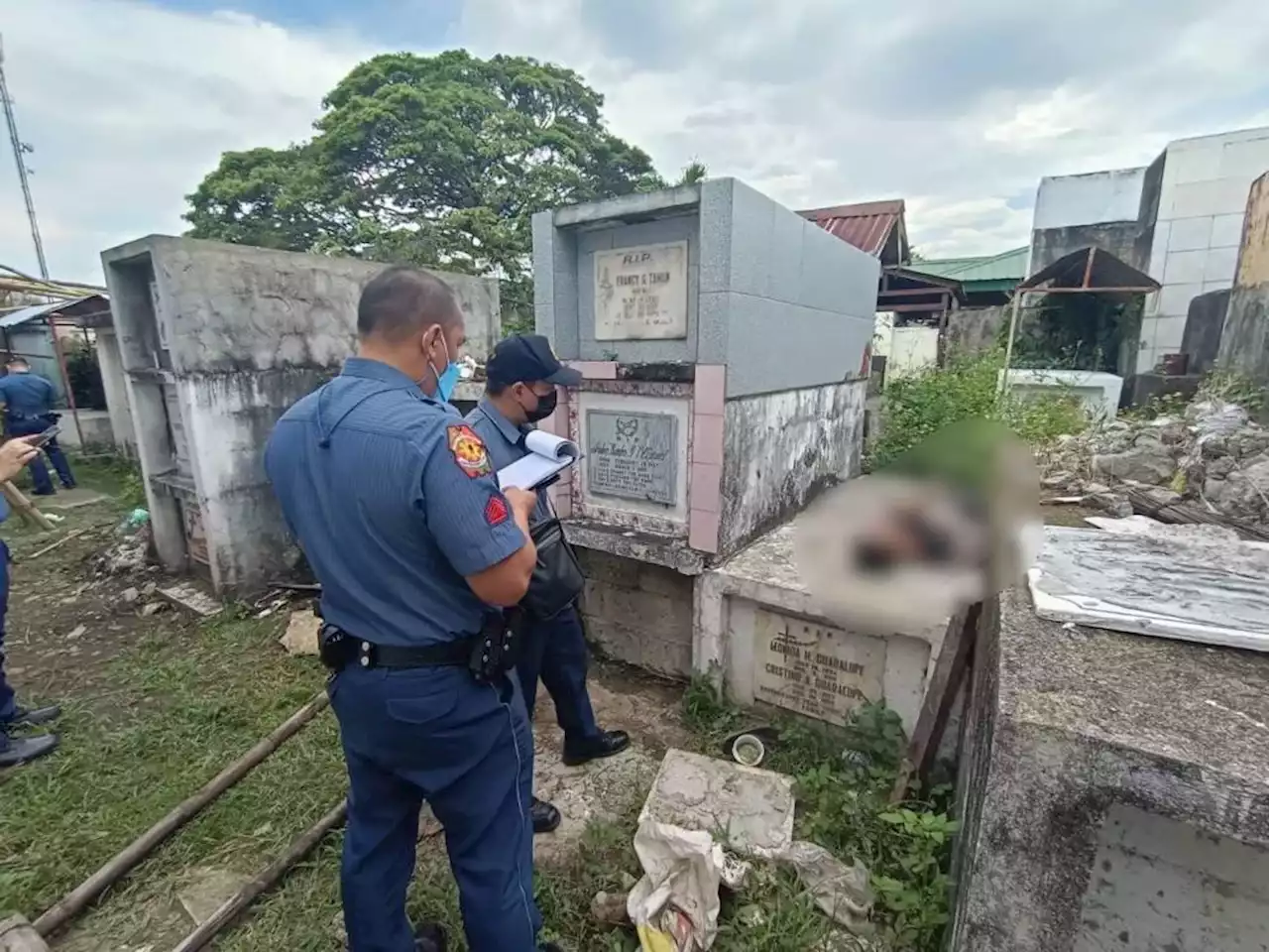 Young man brutally killed in Bacolod cemetery