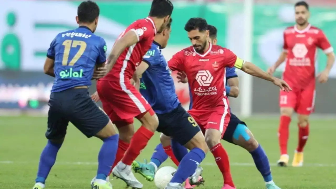 تساوی پرسپولیس و استقلال با یک دنیا جنجال و اتهام در «شهرآورد قرن»