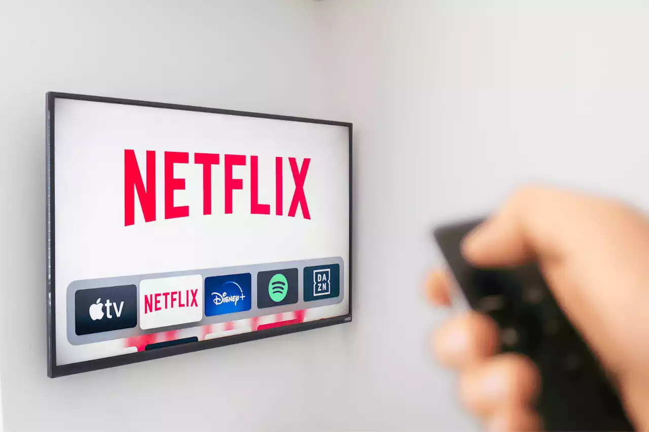 Netflix tests feature that would require 'Netflix landlords' to pay extra for their tenants