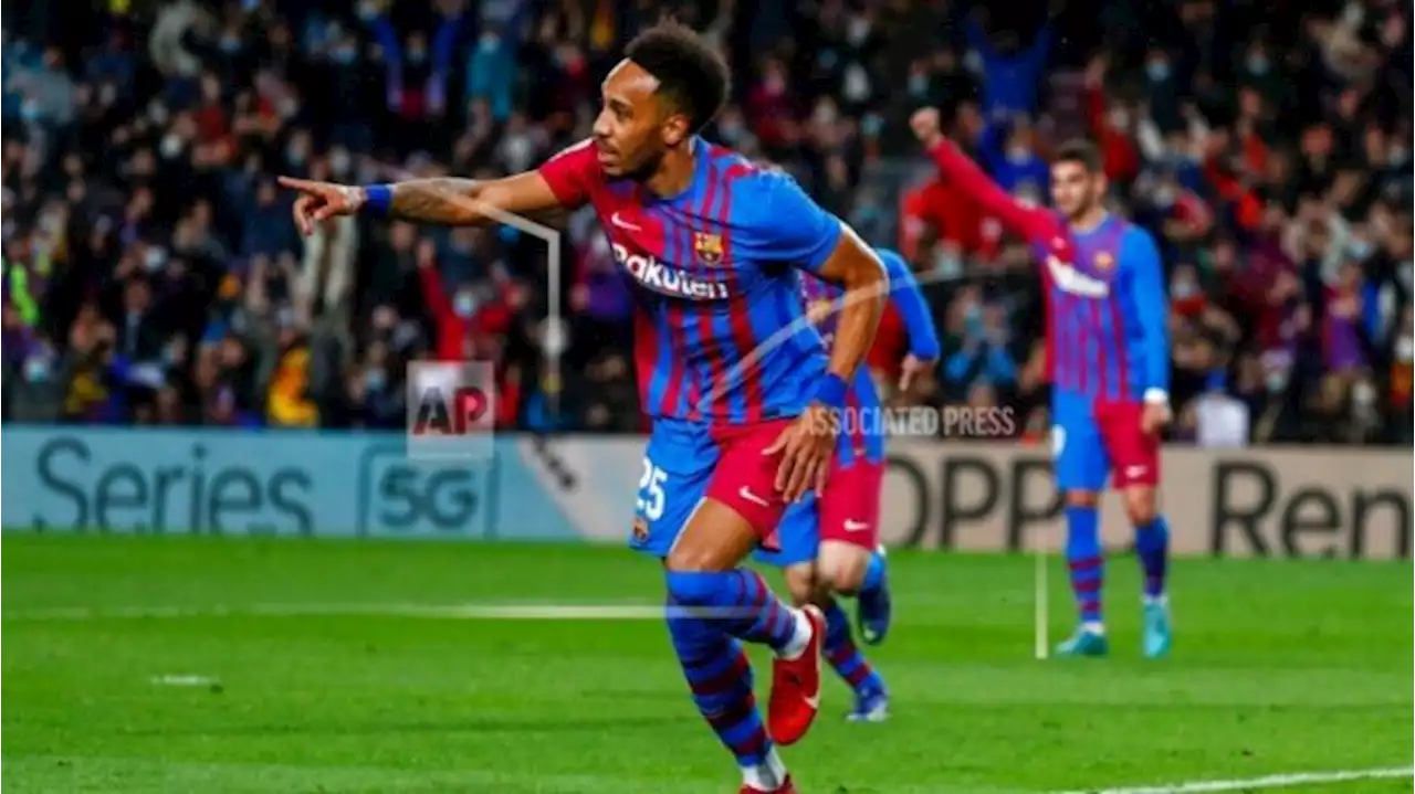 Aubameyang Ganas, Barcelona Lolos Perempatfinal Liga Europa