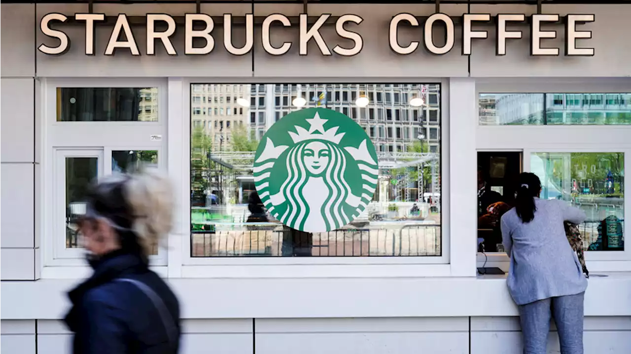 Starbucks plans to phase out paper cups in the U.S. and Canada