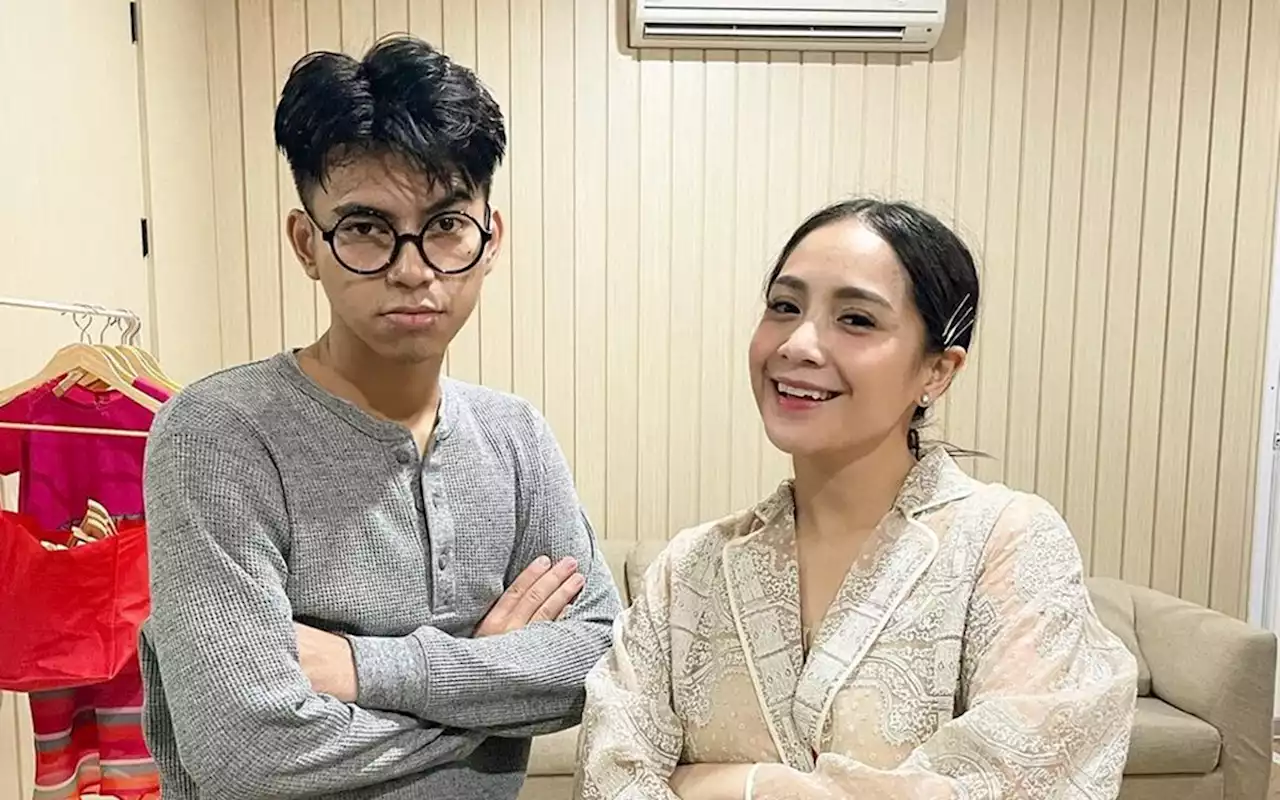 Dimas Ahmad Kena Omel Nagita Slavina Pasca Kecelakaan, Intip 10 Momen Akrab Bareng Keluarga Raffi