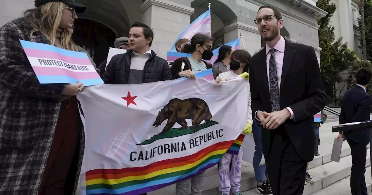 Bill promotes California as US refuge for transgender youth