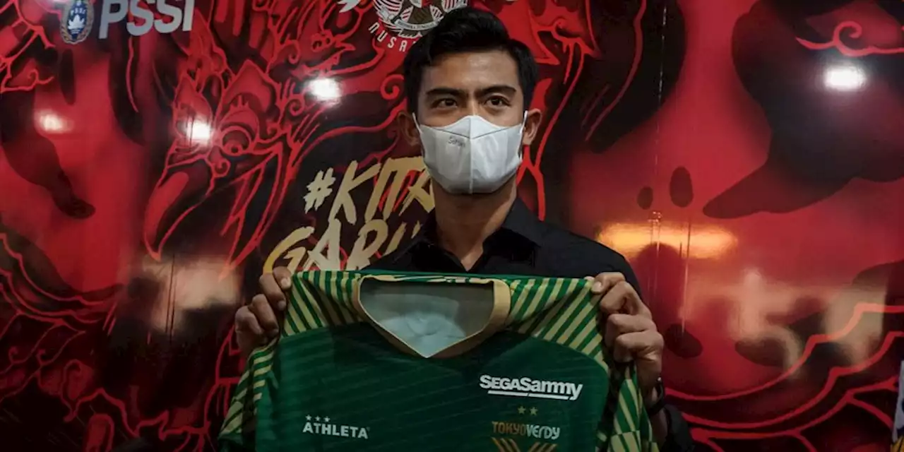 Tiba di Jepang, Pratama Arhan Dapat Sambutan Hangat dari Fans Tokyo Verdy - Bola.net