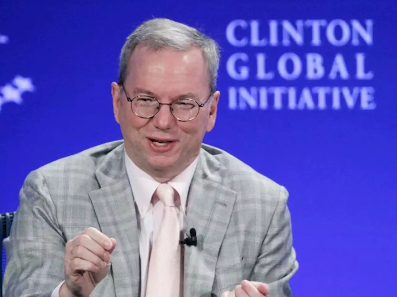 Former Google Boss and Clinton Lackey Eric Schmidt Pushes Deeper Ties Between Big Tech and Defense Industry