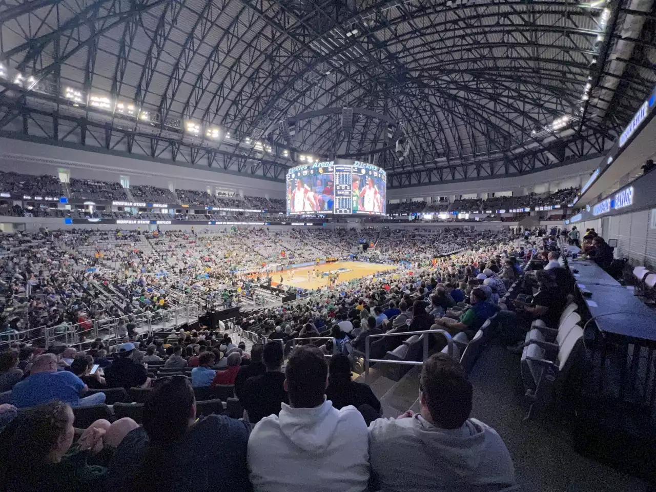 NCAA Tournament Has Fort Worth Bustling