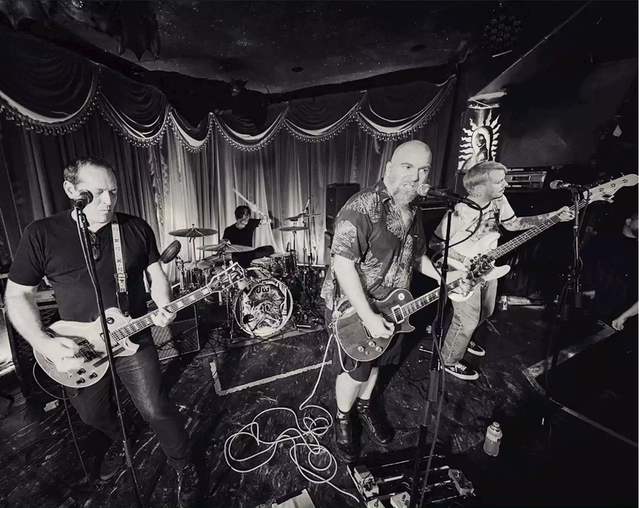 New west-coast punk supergroup Plosivs includes members of Rocket From the Crypt, Pinback, and more - Chicago Reader