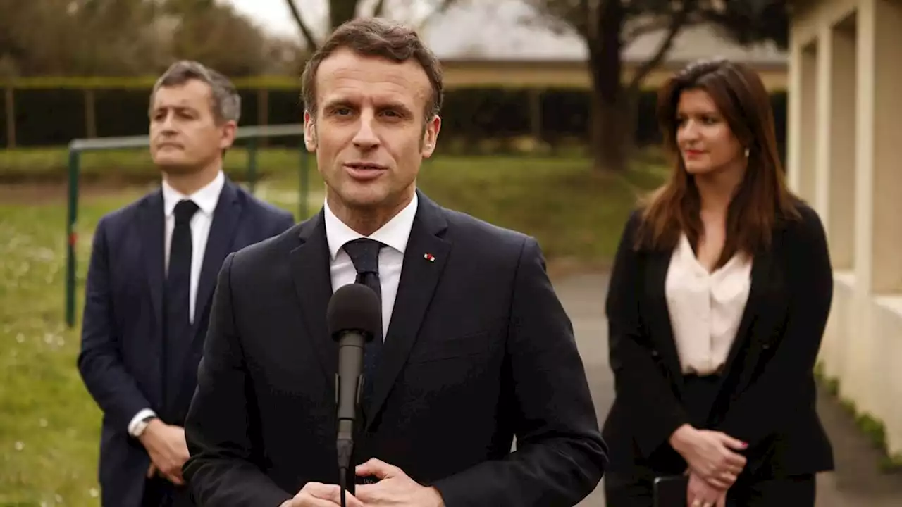 'Lâchez-moi !” : ceinturée et soulevée du sol, une femme évacuée par la sécurité d'Emmanuel Macron (vidéo)