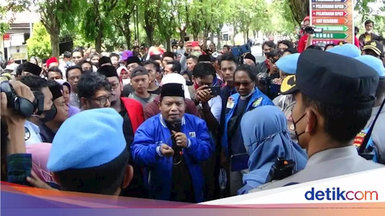 Tangis Mantan Istri Pria Ditembak Mati di Sumenep Berbalas Maaf dari Polisi