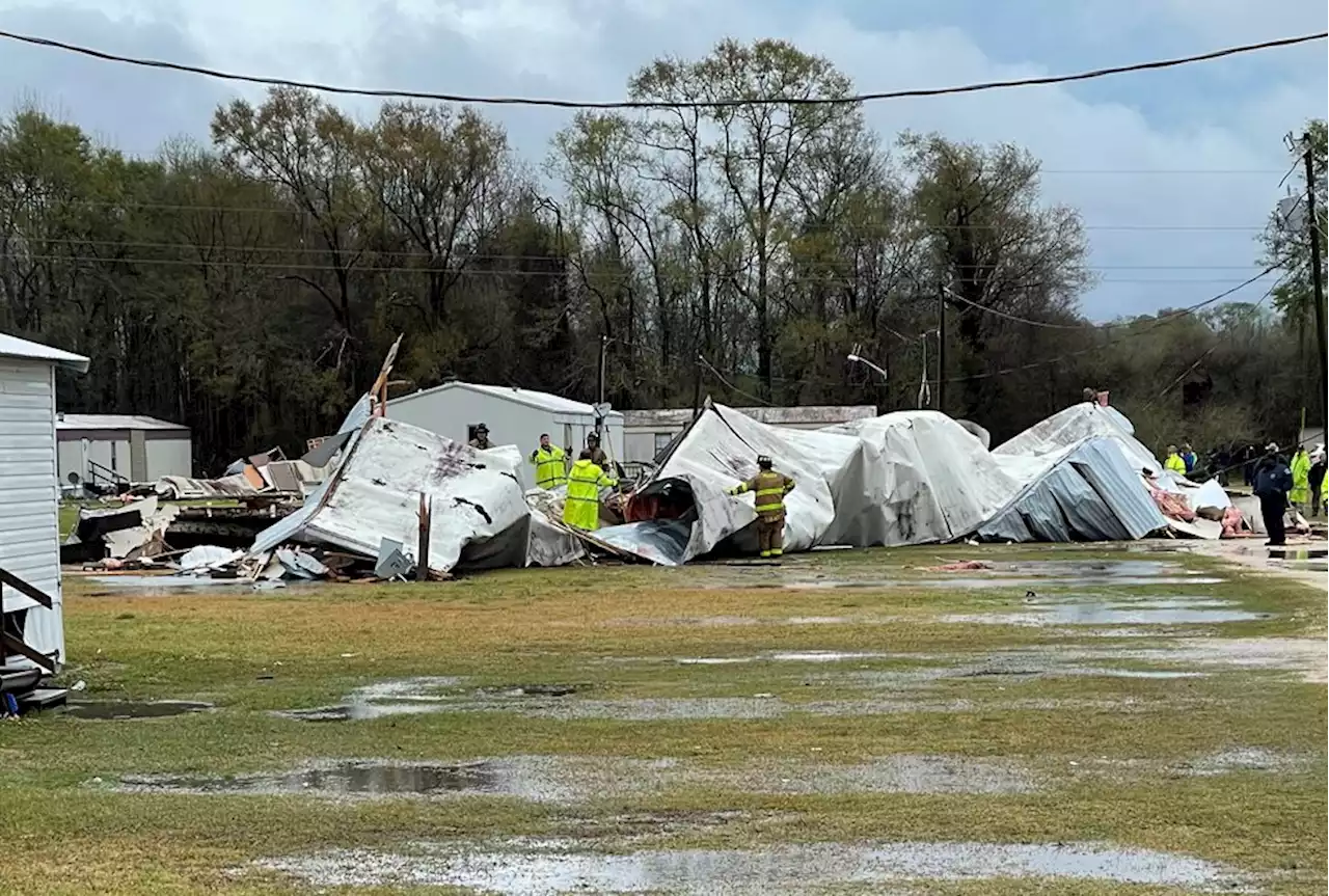 Multiple injuries reported after storm strikes mobile home in Atmore