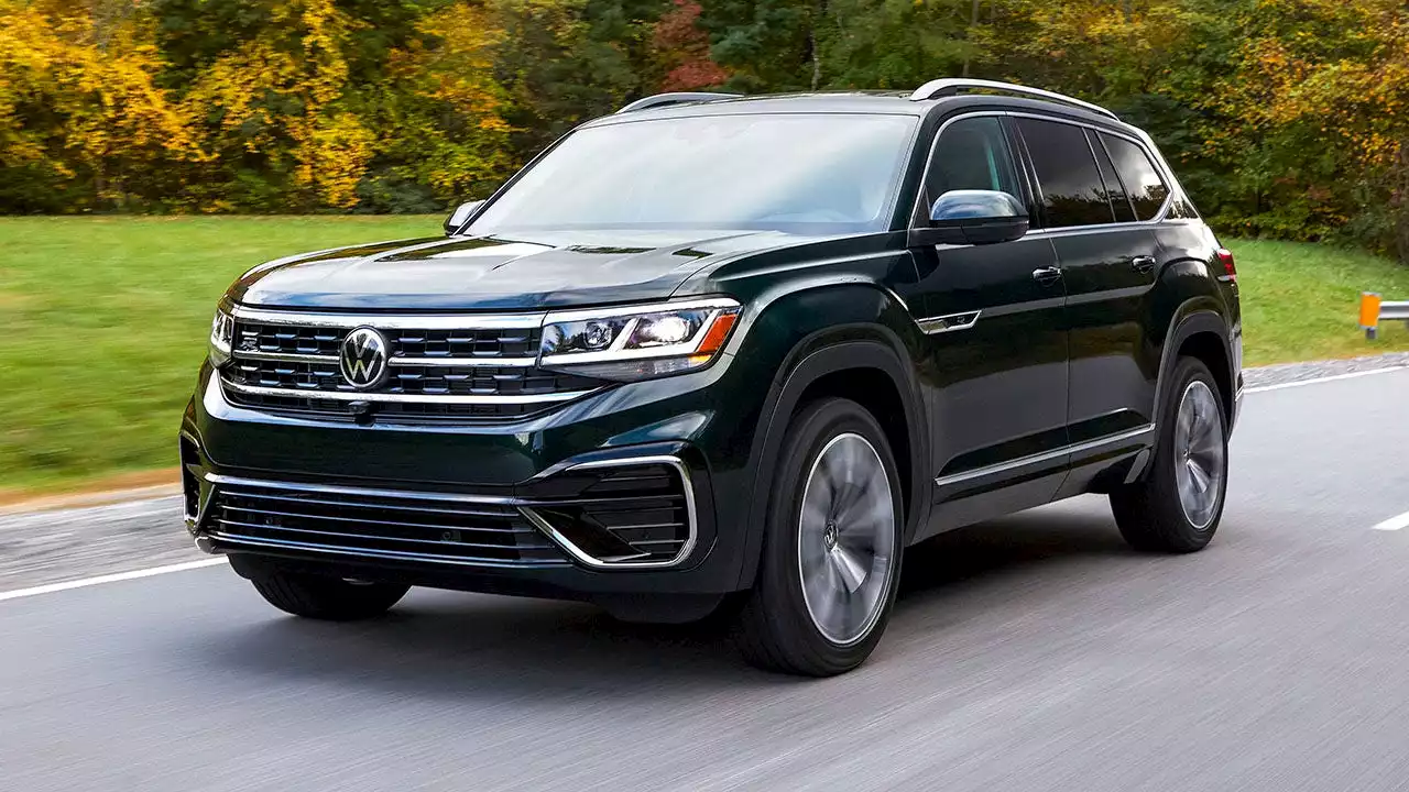 Volkswagen recalling 223,000 SUVs for braking and airbag problems