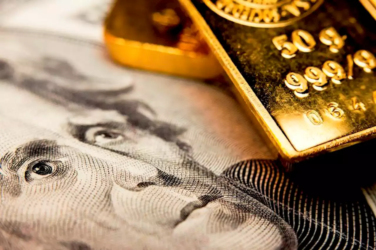 Gold Price Forecast: XAU/USD drops though remains above $1930 amid a positive market mood