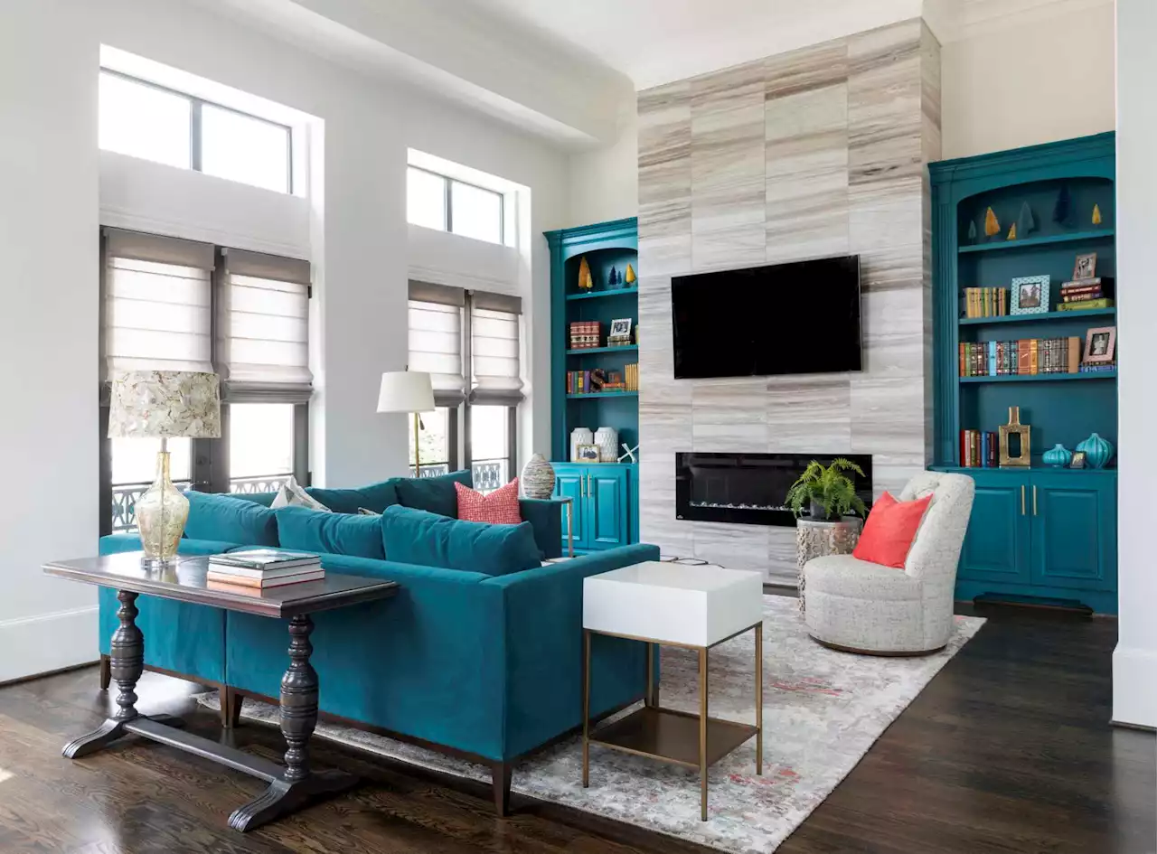 Young lawyer uses rainbow of color in her Hyde Park townhome