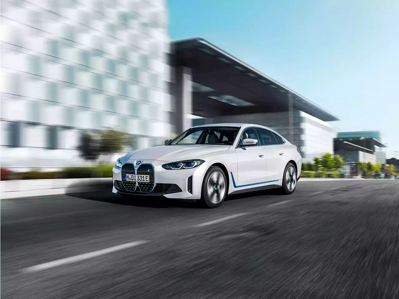 BMW rolls out in-car 5G connectivity in US