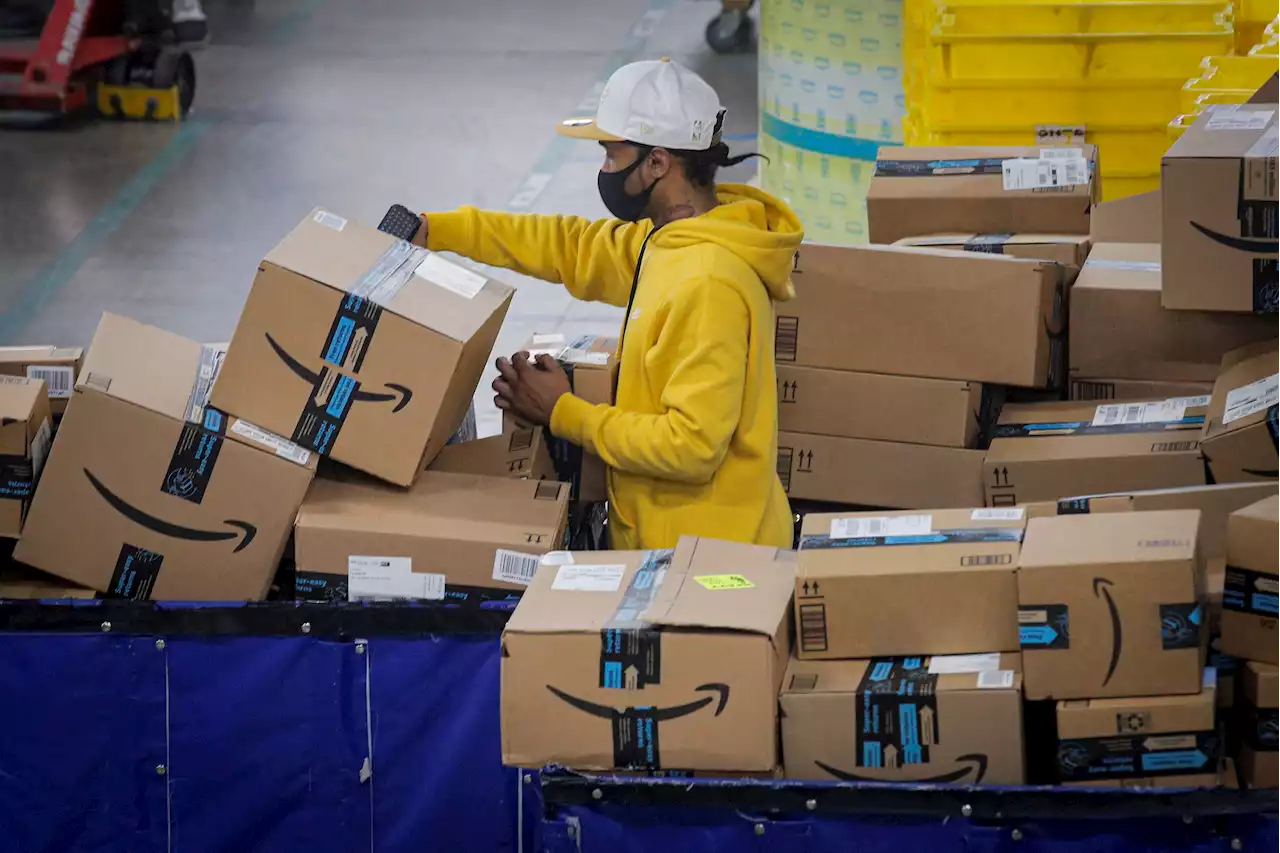 Labor Board Seeks to Force NYC Amazon to Reinstate Fired Worker