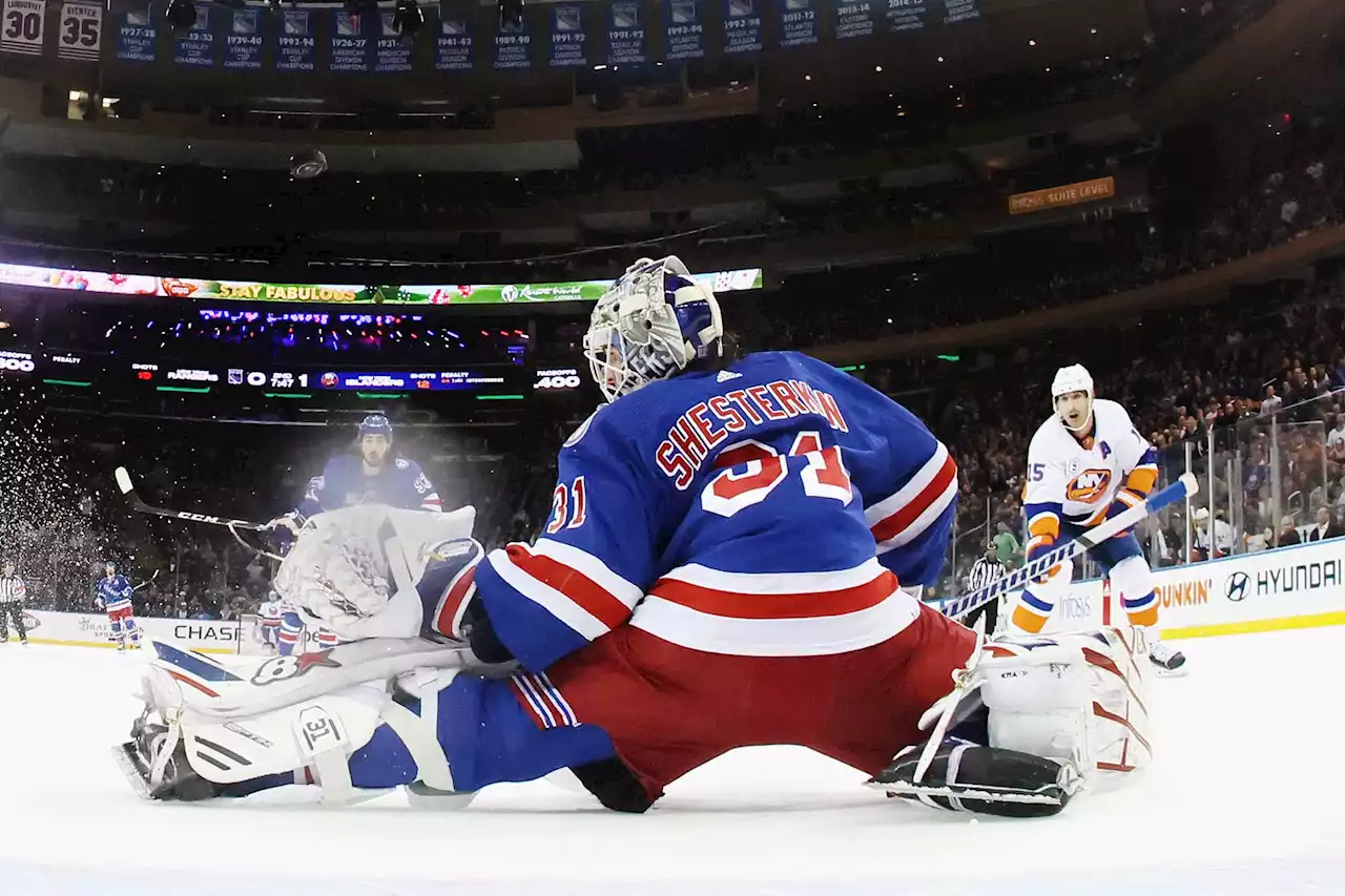 Rangers-Islanders had playoff feel thanks to standout goalies