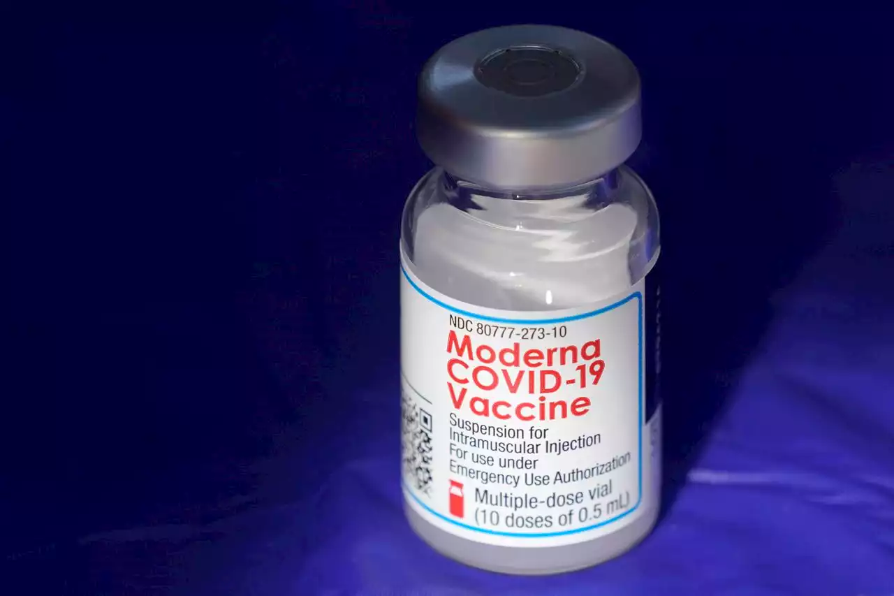 Moderna seeks FDA authorization for fourth dose of COVID-19 shot