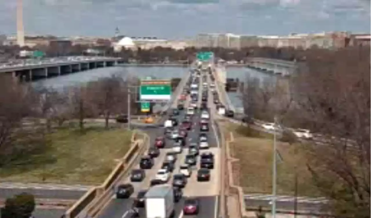 Traffic snarled as truck convoy returns to D.C.