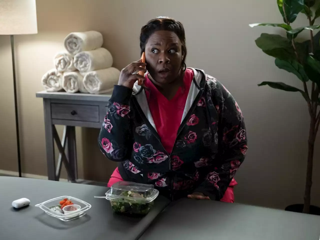 Yamaneika Saunders Found the Heart of What Women Need in a Support System in Amy Schumer's 'Life & Beth'